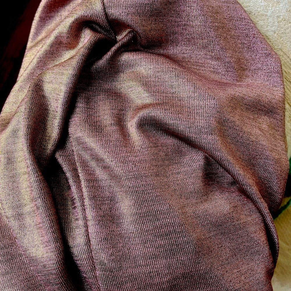 AKIRA Purple/Gold Colour-Shifting Glitter Fitted Turtleneck, size M